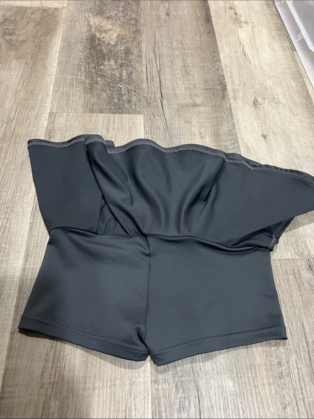 Rebel Athletics Legendary Flouncy Skort dark gray size YL - Picture 4 of 6